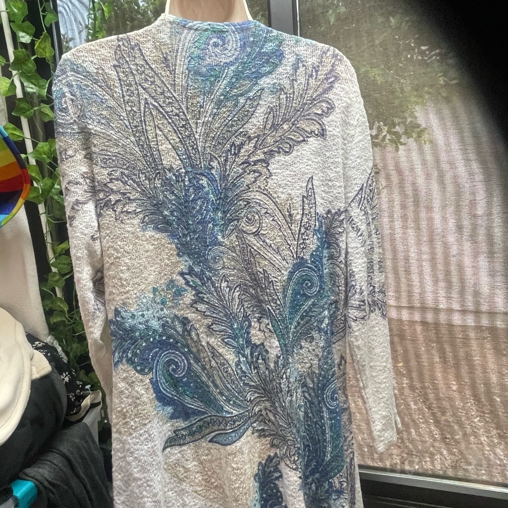 Ladies beautiful peacock blouse - Picture 8 of 8